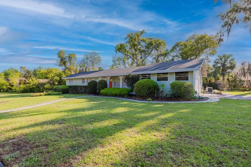 305 S Woodward Avenue Deland FL 32720