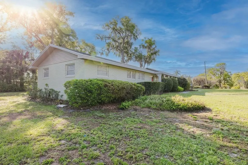 305 S Woodward Avenue Deland FL 32720