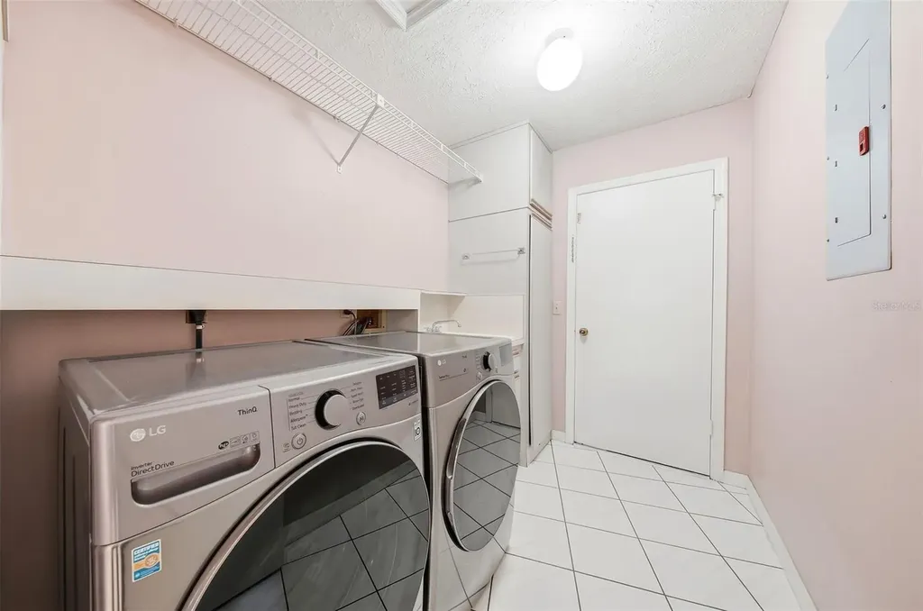20140 W County Line Road Lutz FL 33558