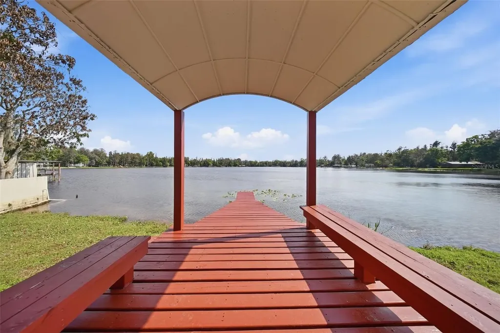 20140 W County Line Road Lutz FL 33558