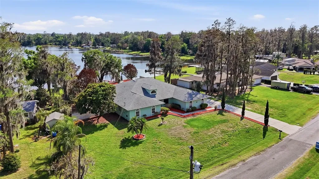 20140 W County Line Road Lutz FL 33558