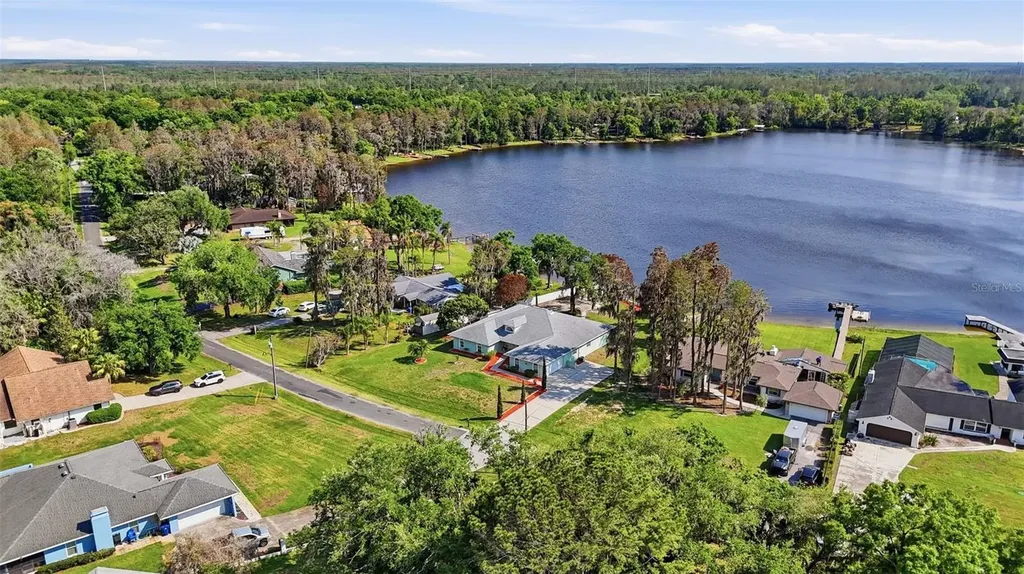 20140 W County Line Road Lutz FL 33558