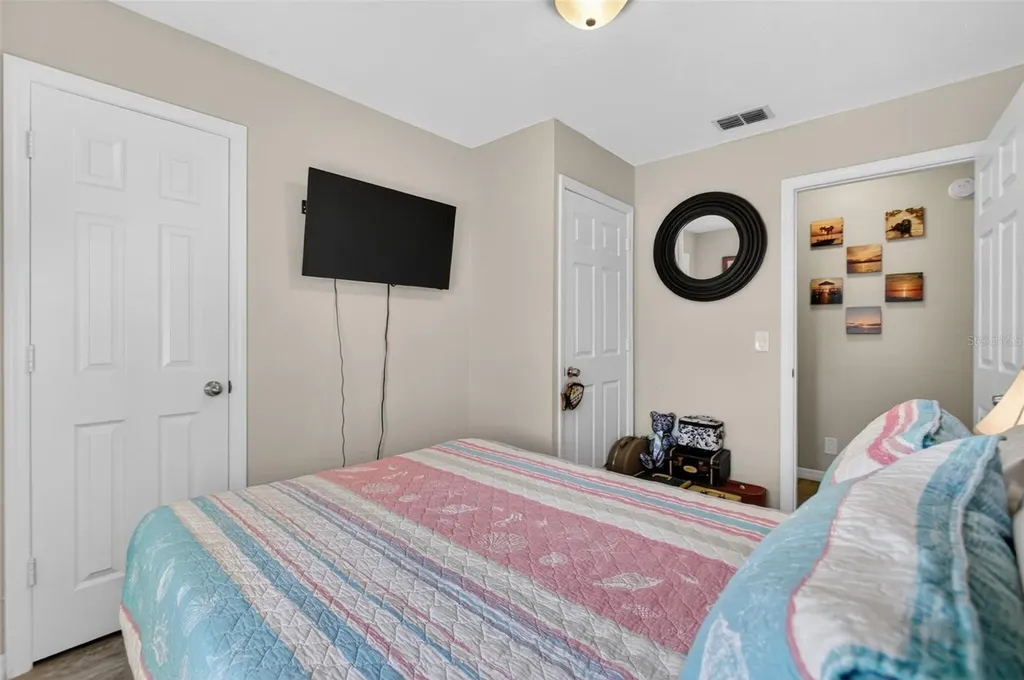 105 Central Avenue Crescent City FL 32112