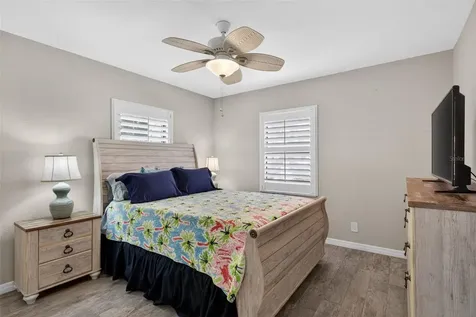 105 Central Avenue Crescent City FL 32112