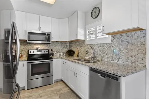 105 Central Avenue Crescent City FL 32112