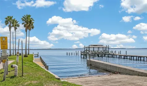 105 Central Avenue Crescent City FL 32112