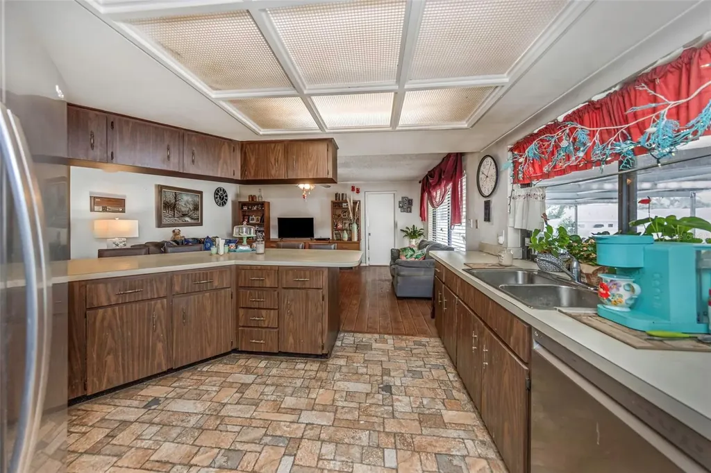 107 Country Villas Drive Safety Harbor FL 34695