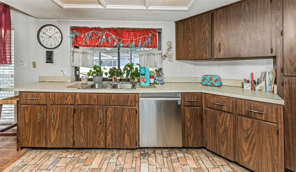 107 Country Villas Drive Safety Harbor FL 34695