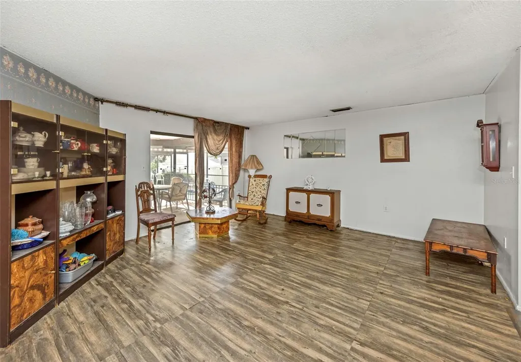 107 Country Villas Drive Safety Harbor FL 34695