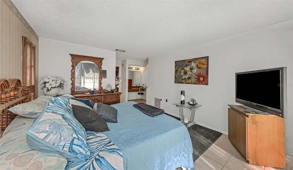 107 Country Villas Drive Safety Harbor FL 34695