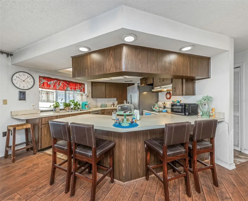 107 Country Villas Drive Safety Harbor FL 34695