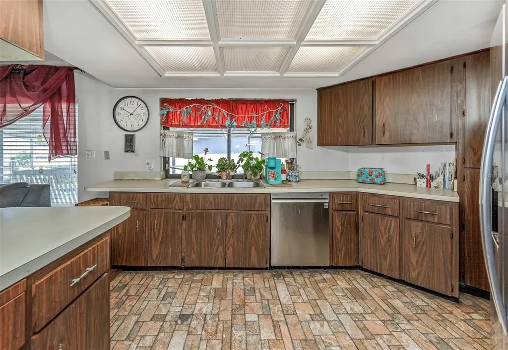 107 Country Villas Drive Safety Harbor FL 34695