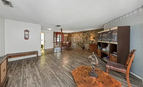 107 Country Villas Drive Safety Harbor FL 34695