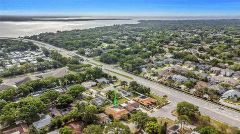 107 Country Villas Drive Safety Harbor FL 34695