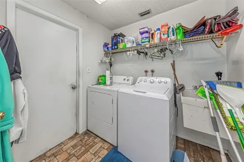 107 Country Villas Drive Safety Harbor FL 34695