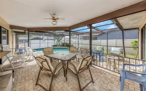 107 Country Villas Drive Safety Harbor FL 34695