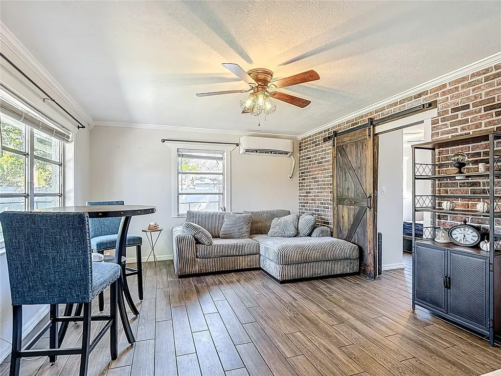 5335 Lemon Avenue Seffner FL 33584