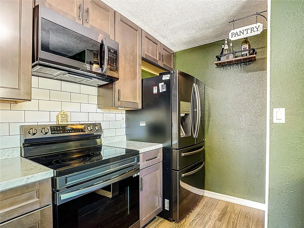 5335 Lemon Avenue Seffner FL 33584