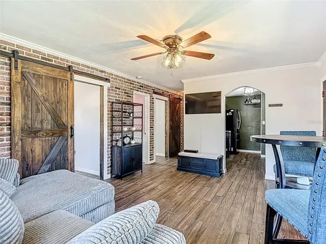5335 Lemon Avenue Seffner FL 33584