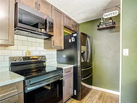 5335 Lemon Avenue Seffner FL 33584