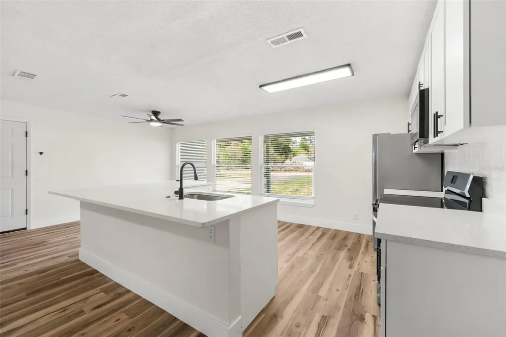 1925 SW 42nd Avenue Gainesville FL 32608