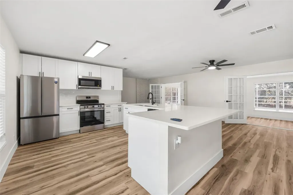 1925 SW 42nd Avenue Gainesville FL 32608