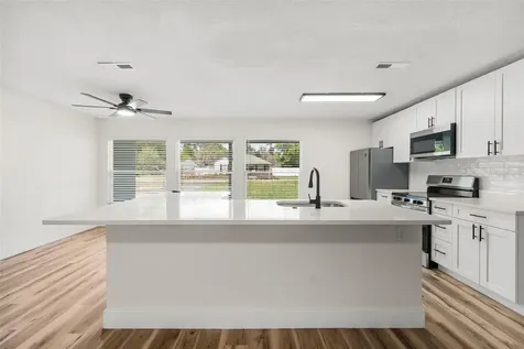 1925 SW 42nd Avenue Gainesville FL 32608