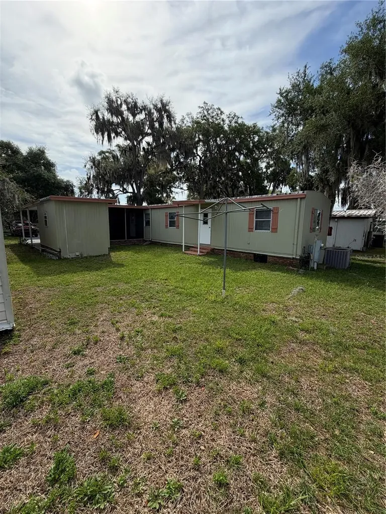5562 Lansing Drive Wildwood FL 34785