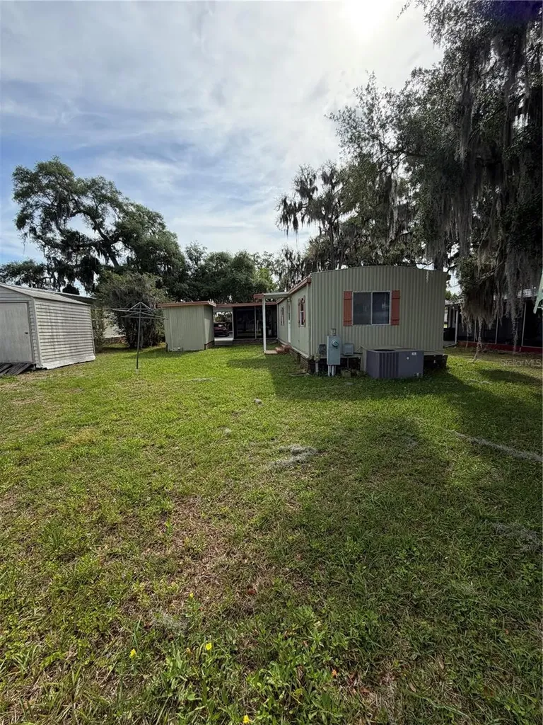 5562 Lansing Drive Wildwood FL 34785