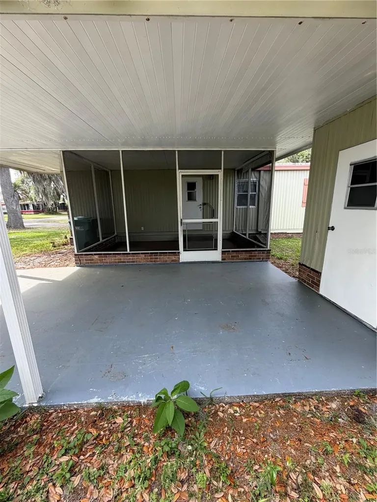 5562 Lansing Drive Wildwood FL 34785