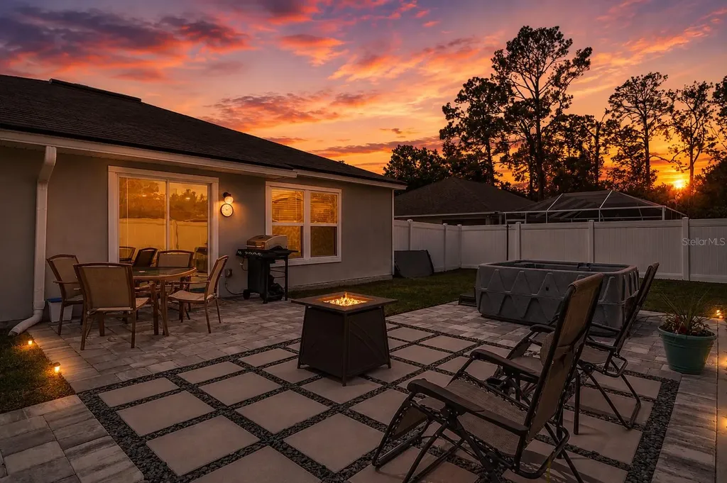 39 Ballenger Lane Palm Coast FL 32137