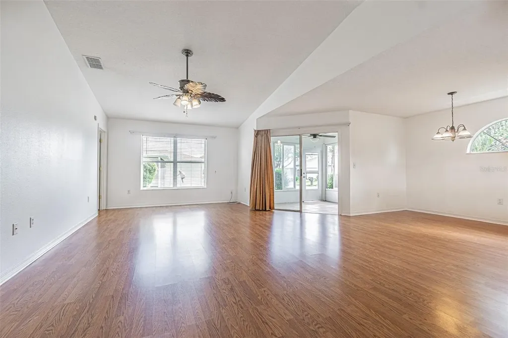 11204 Corey Pavin Lane San Antonio FL 33576