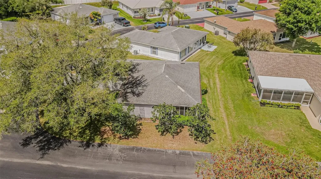 11204 Corey Pavin Lane San Antonio FL 33576