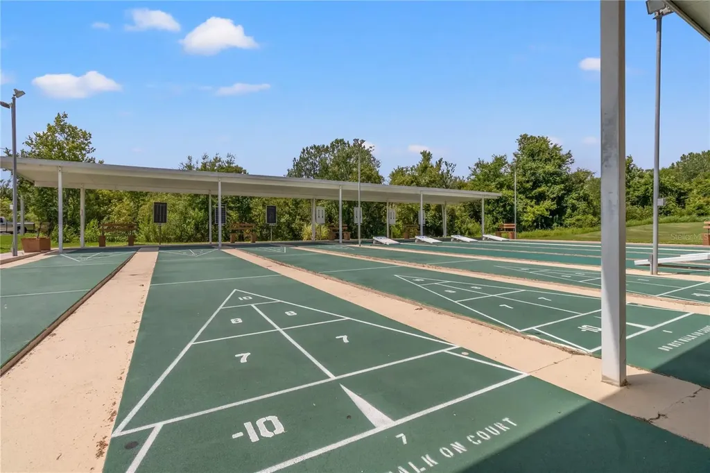 11204 Corey Pavin Lane San Antonio FL 33576