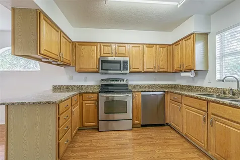11204 Corey Pavin Lane San Antonio FL 33576