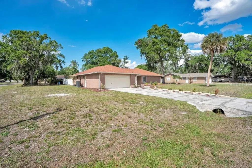 3575 Lark Lane Mulberry FL 33860