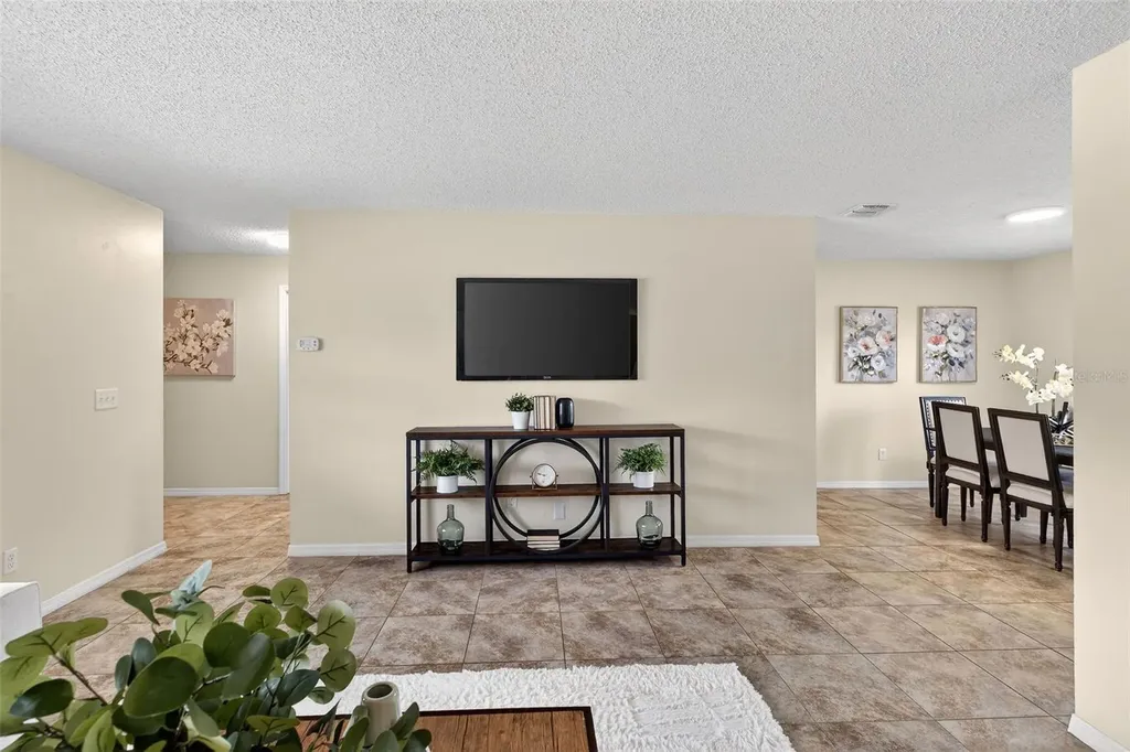 1036 Manchester Circle Winter Park FL 32792