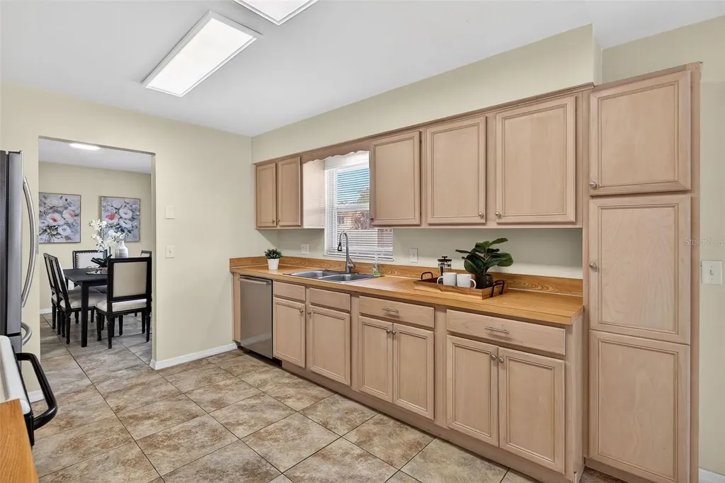 1036 Manchester Circle Winter Park FL 32792