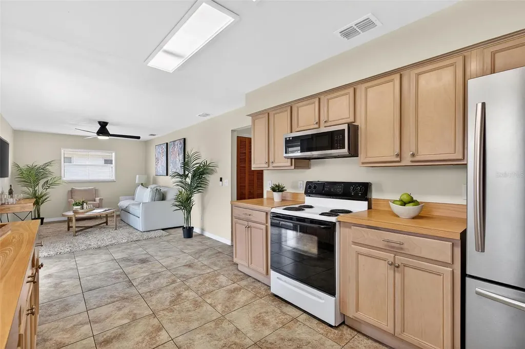 1036 Manchester Circle Winter Park FL 32792