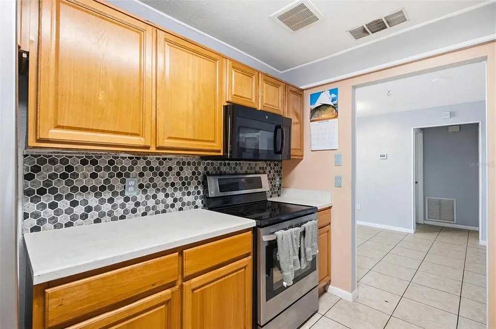 1071 Angora Street Deltona FL 32725