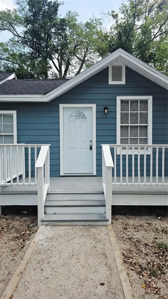 8419 N Ola Avenue Tampa FL 33604