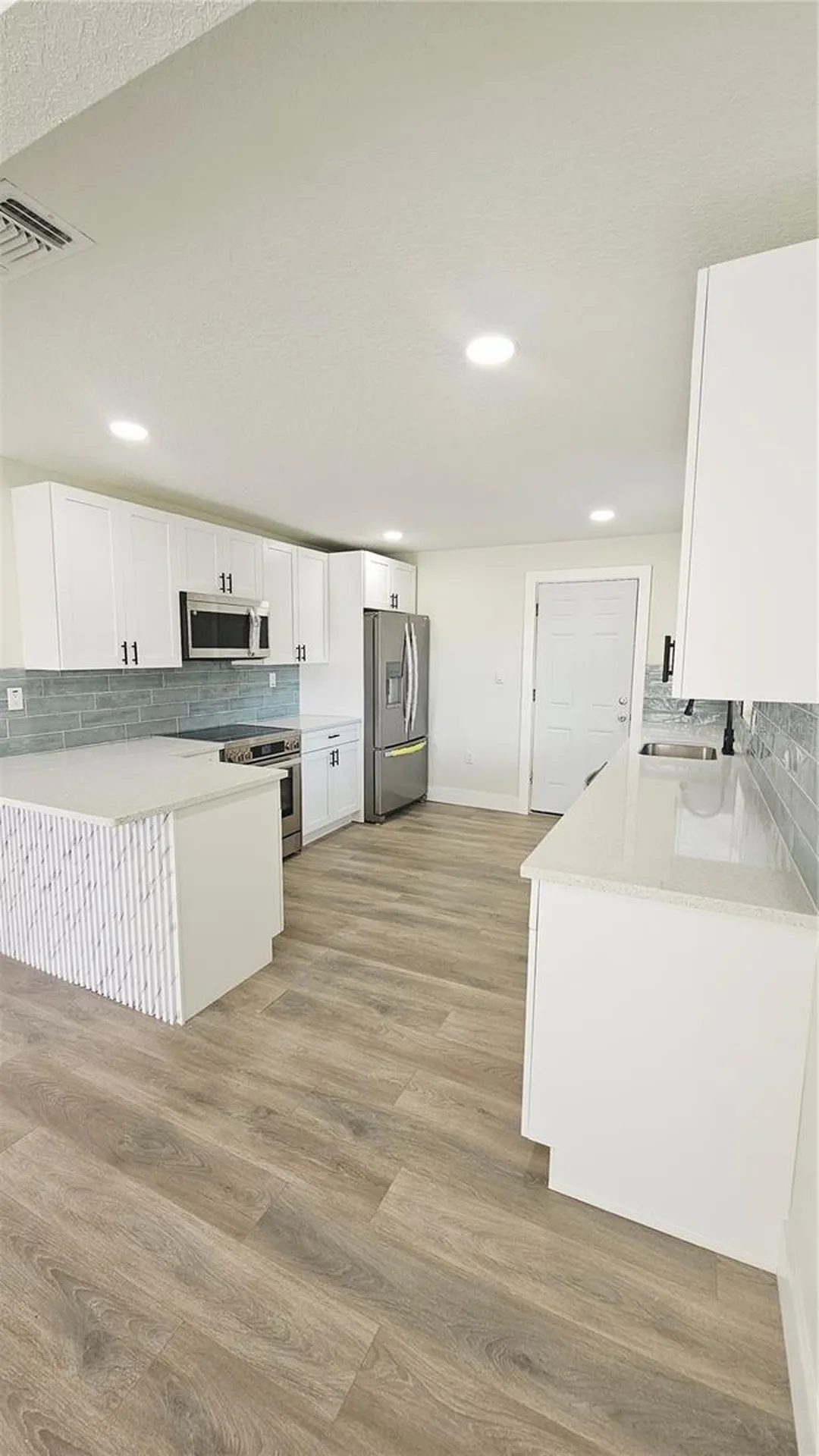 8419 N Ola Avenue Tampa FL 33604