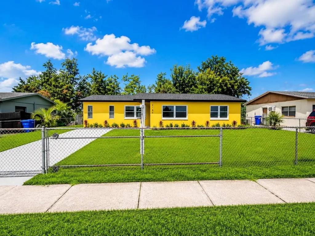 2105 9th Street NE Winter Haven FL 33881
