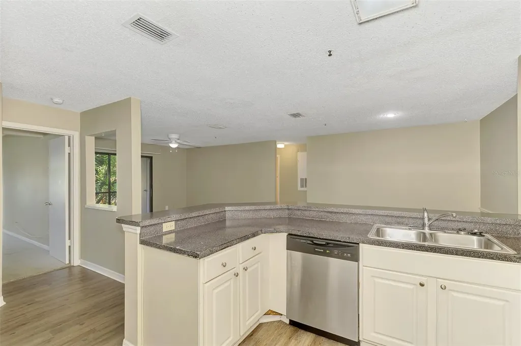 4045 Crockers Lake Boulevard Sarasota FL 34238