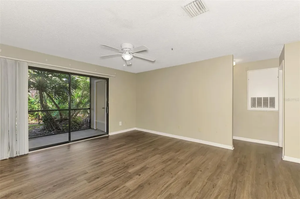 4045 Crockers Lake Boulevard Sarasota FL 34238
