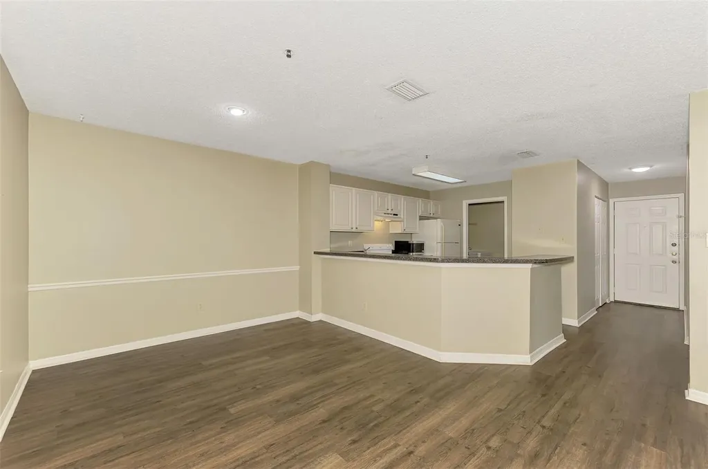 4045 Crockers Lake Boulevard Sarasota FL 34238