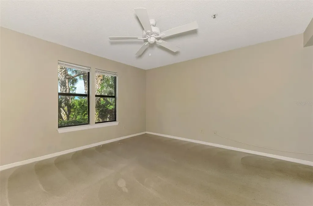 4045 Crockers Lake Boulevard Sarasota FL 34238