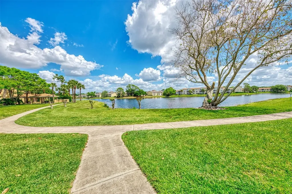 4045 Crockers Lake Boulevard Sarasota FL 34238