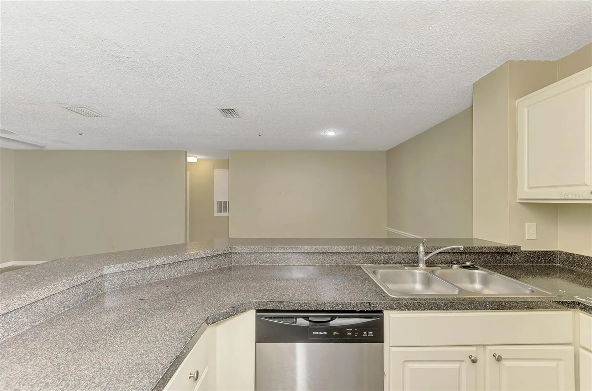 4045 Crockers Lake Boulevard Sarasota FL 34238
