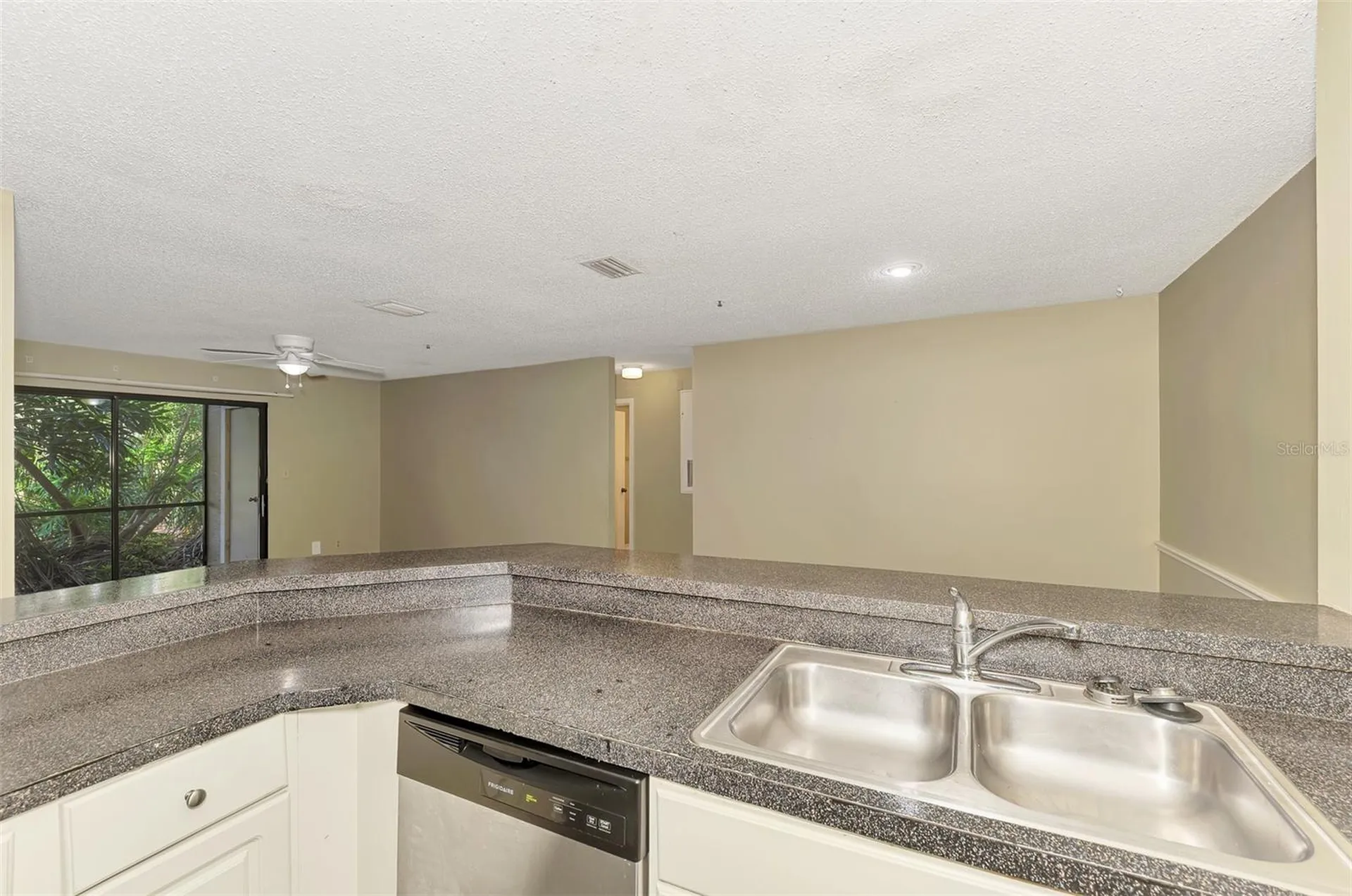4045 Crockers Lake Boulevard Sarasota FL 34238